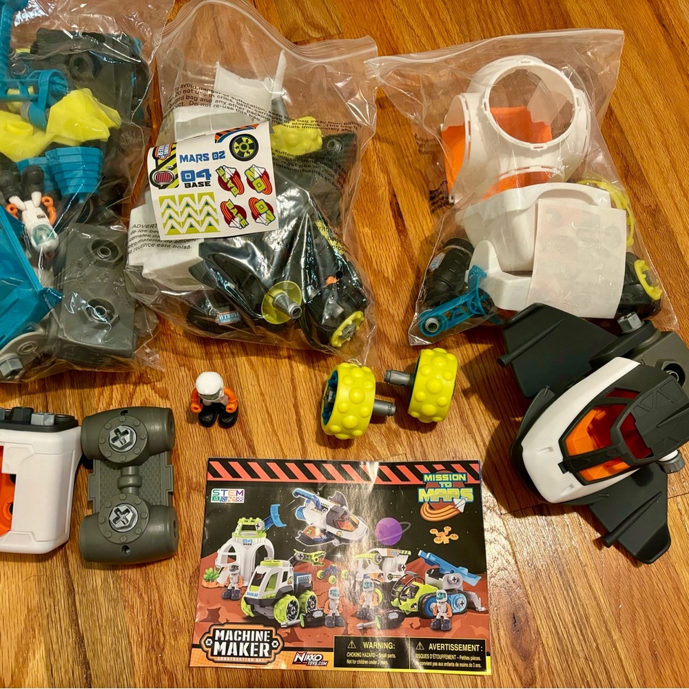 STEM building set, Machine Maker:  Mission to Mars
